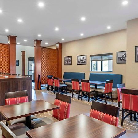 Comfort Suites West Indianapolis - Brownsburg Ngoại thất bức ảnh