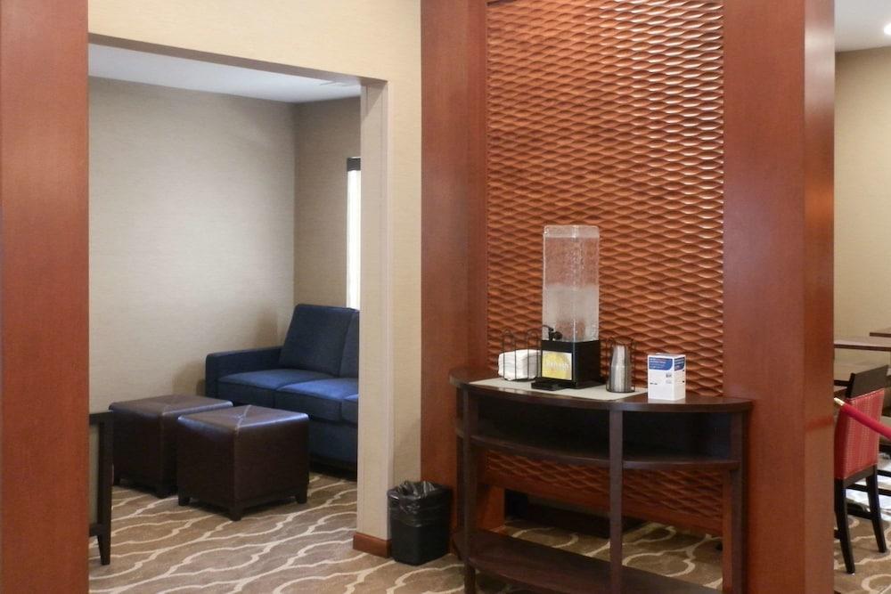Comfort Suites West Indianapolis - Brownsburg Ngoại thất bức ảnh