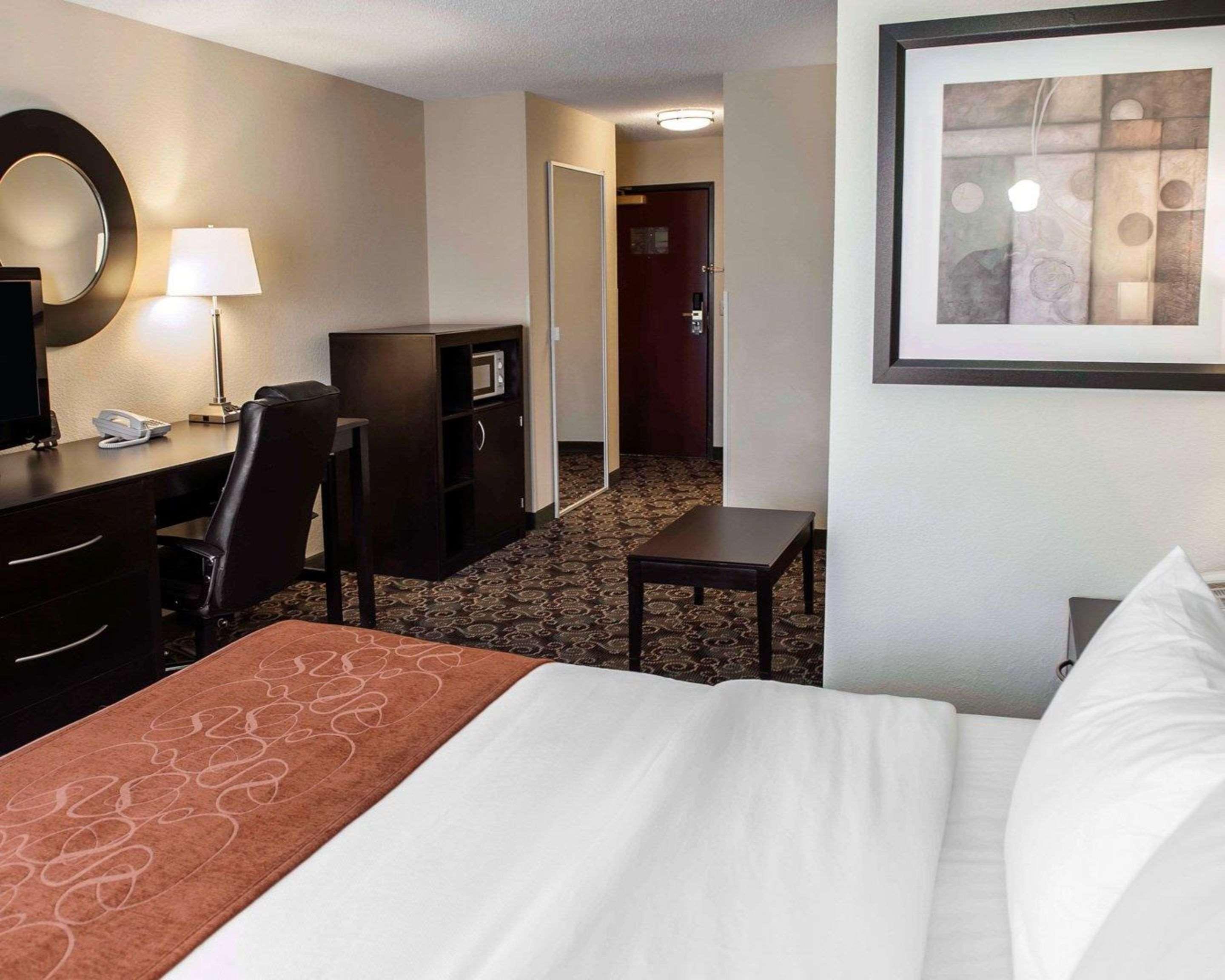 Comfort Suites West Indianapolis - Brownsburg Ngoại thất bức ảnh