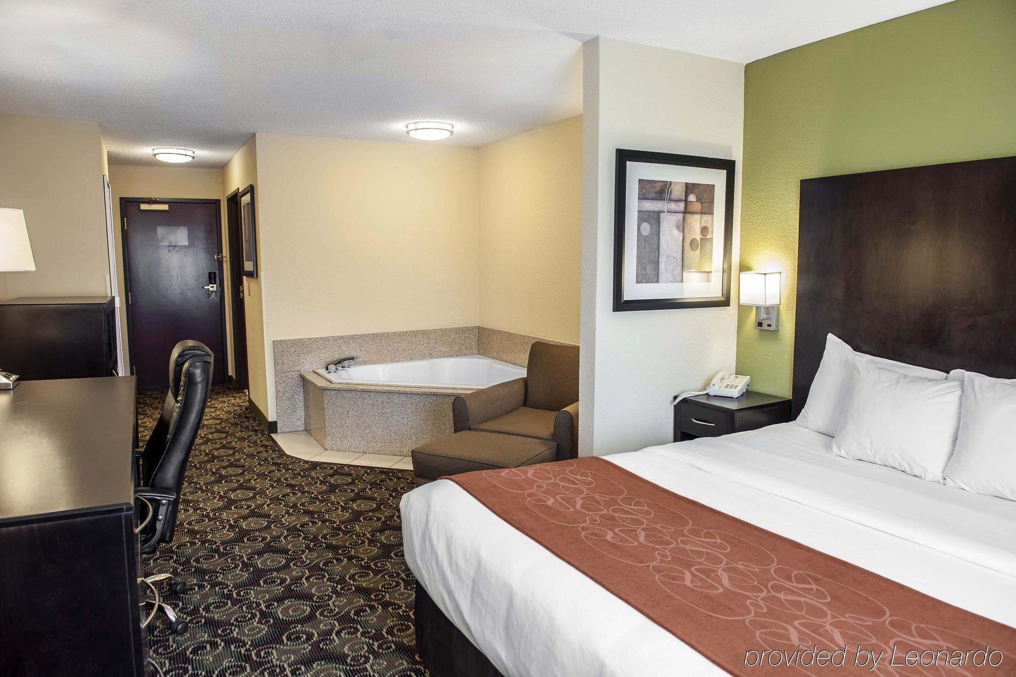 Comfort Suites West Indianapolis - Brownsburg Ngoại thất bức ảnh